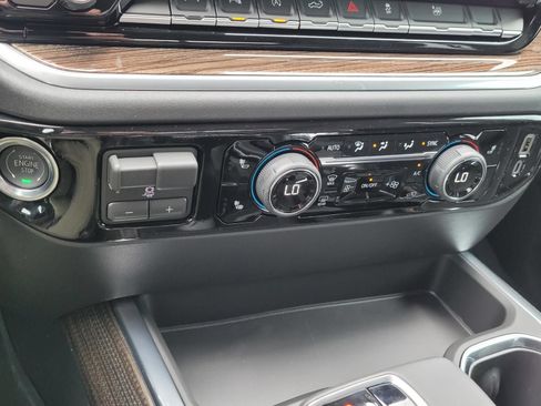 New 2026 Chevrolet Silverado 1500 RST AWD/4WD image 18