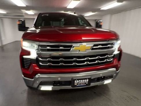 Used 2025 Chevrolet Silverado 1500 LTZ w/ LTZ Premium Package AWD/4WD image 3