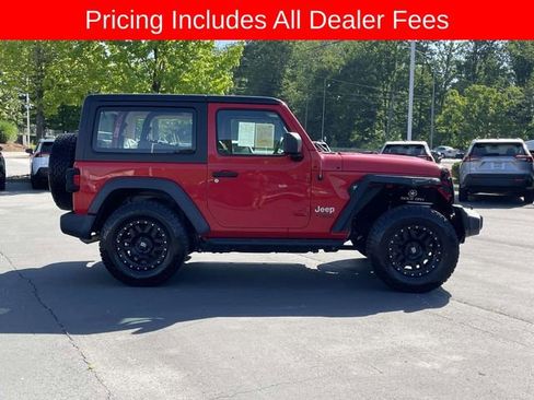Used 2019 Jeep Wrangler Sport AWD/4WD image 6
