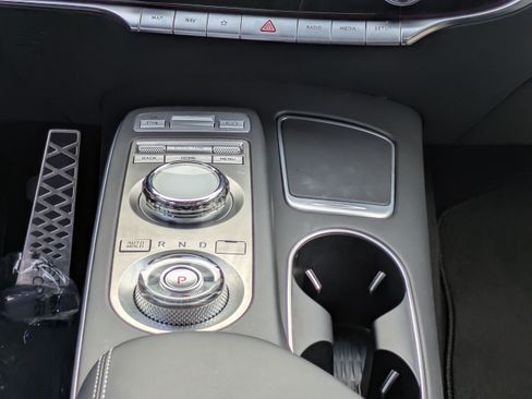 Certified 2023 Genesis GV70 3.5T Sport w/ Sport Prestige Package AWD/4WD image 18