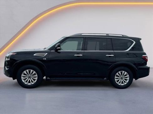 Used 2022 Nissan Armada SV image 7
