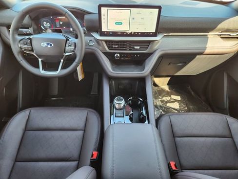 New 2026 Ford Explorer Platinum image 26