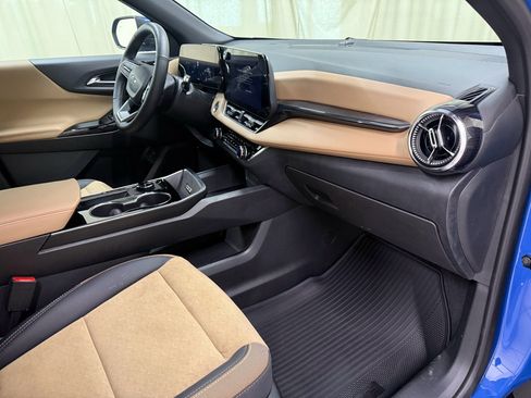 Certified 2025 Chevrolet Equinox ACTIV w/ Safety and Technology Package image 26