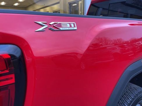 New 2026 GMC Sierra 2500 SLE w/ SLE Value Package; AWD/4WD image 7