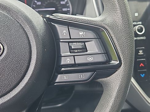 Certified 2024 Subaru Crosstrek 2.0i Premium AWD/4WD image 17