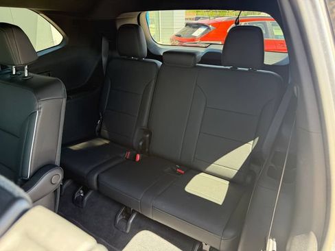 Used 2026 Buick Enclave Preferred FWD image 15