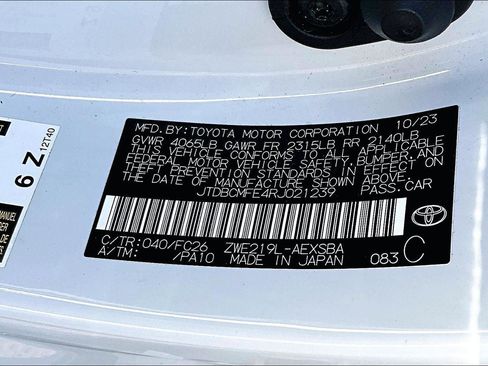 Certified 2024 Toyota Corolla SE image 32