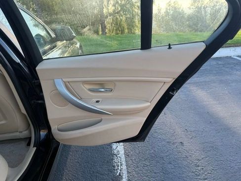 Used 2015 BMW 320i Sedan image 14