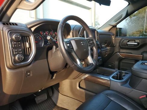 Used 2020 Chevrolet Silverado 1500 LT Trail Boss AWD/4WD image 21