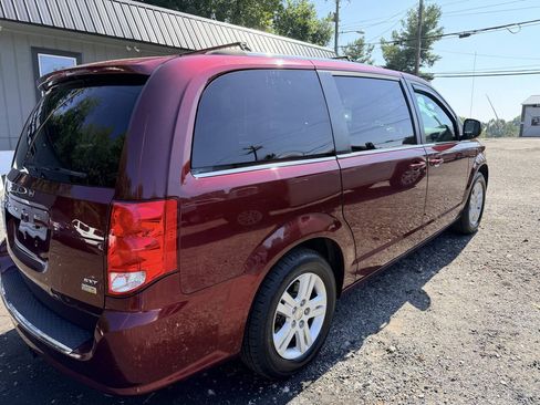 Used 2018 Dodge Grand Caravan SXT FWD image 7