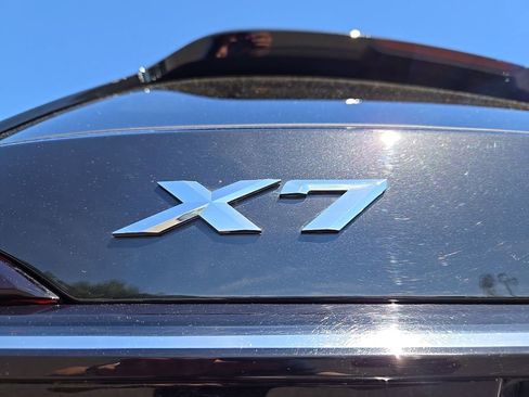 Used 2025 BMW X7 xDrive40i AWD/4WD image 58