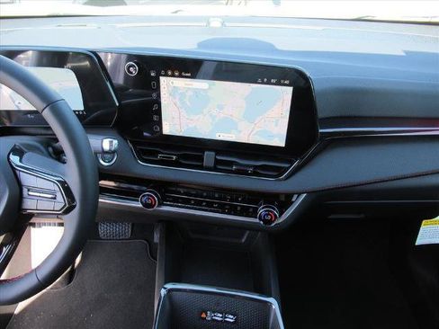 New 2026 Chevrolet Equinox RS image 21