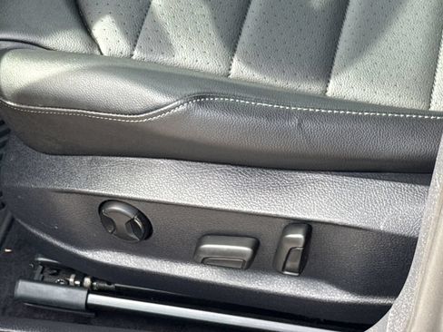 Used 2019 Volkswagen Golf Alltrack SEL AWD/4WD image 24