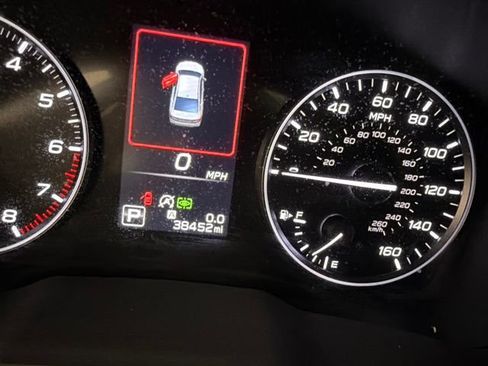 Used 2024 Subaru Legacy Limited AWD/4WD image 32