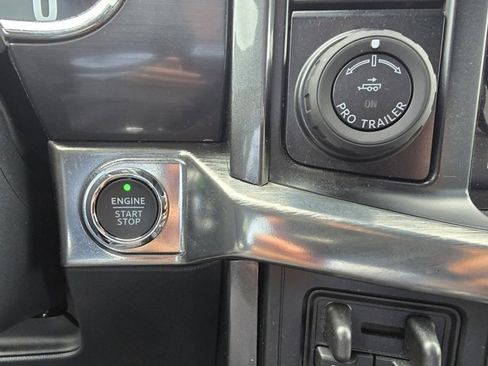 Used 2023 Ford F150 Lariat image 22