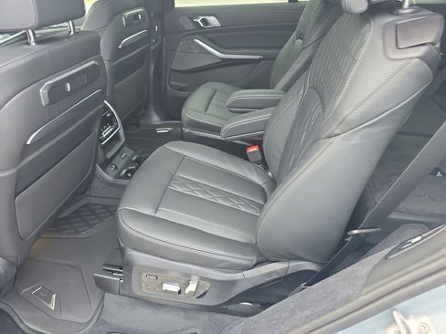New 2027 BMW X7 xDrive40i w/ Executive Package AWD/4WD image 10