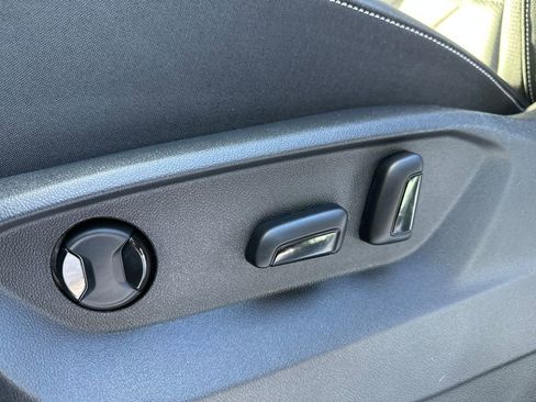 New 2026 Volkswagen Atlas SE image 4