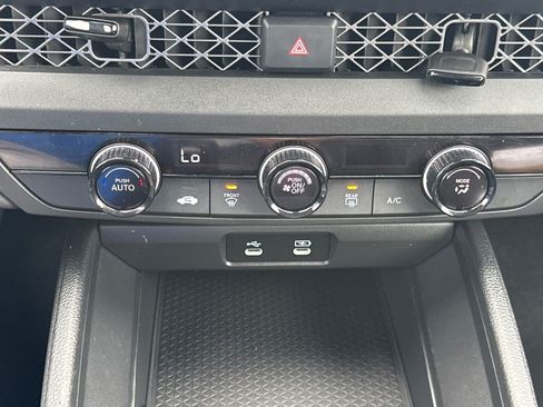 Certified 2023 Honda Accord LX image 28