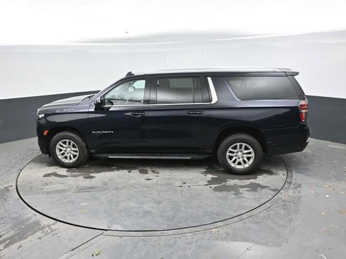 Used 2022 Chevrolet Suburban LS AWD/4WD image 37