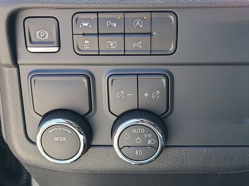 New 2026 Chevrolet Tahoe LT image 21