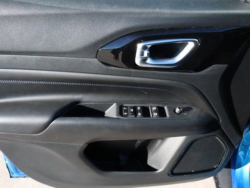 New 2026 Jeep Compass Latitude image 15