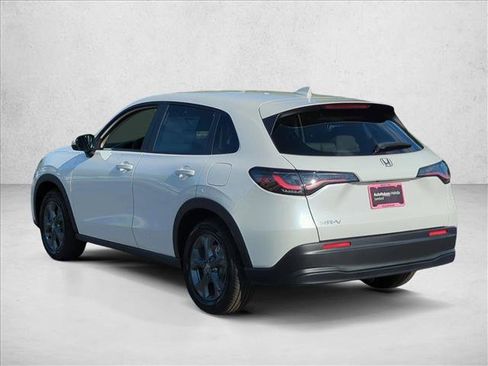 New 2026 Honda HR-V LX image 9