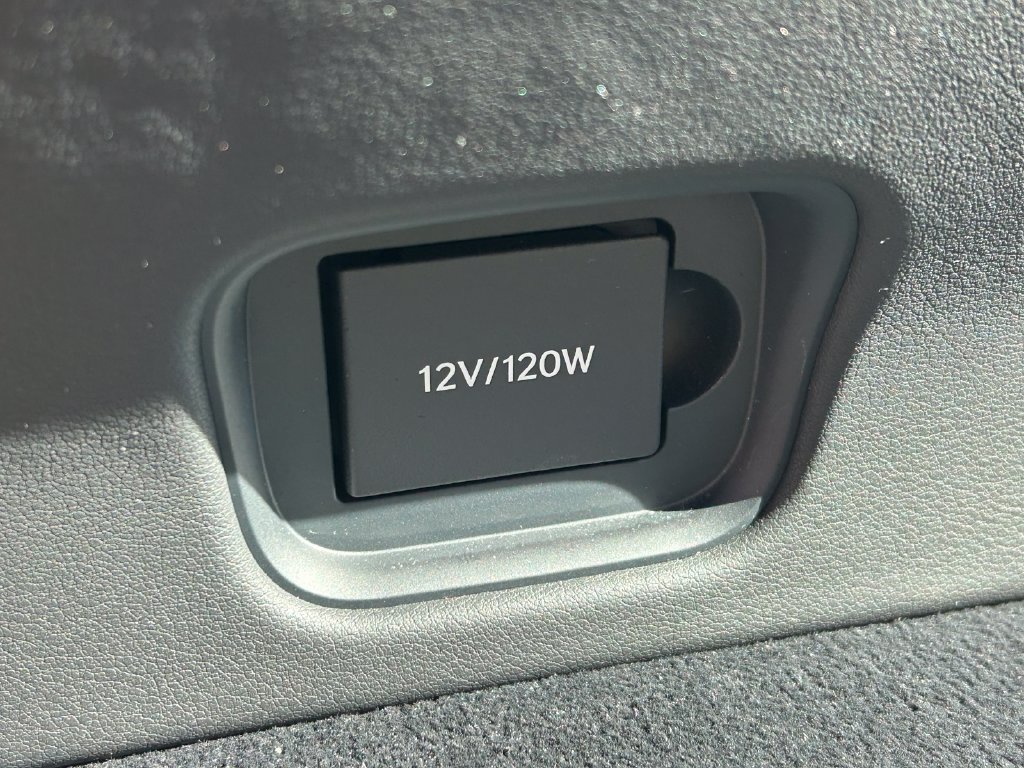 Used 2022 Lexus LS 500 w/ Interior Upgrade Package RWD image 21