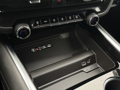 Used 2025 Chevrolet Tahoe RST image 20