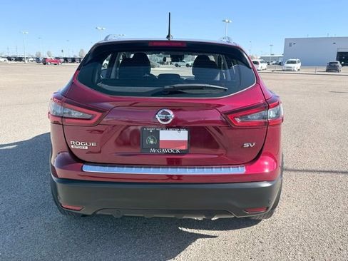 Used 2022 Nissan Rogue Sport SV image 7