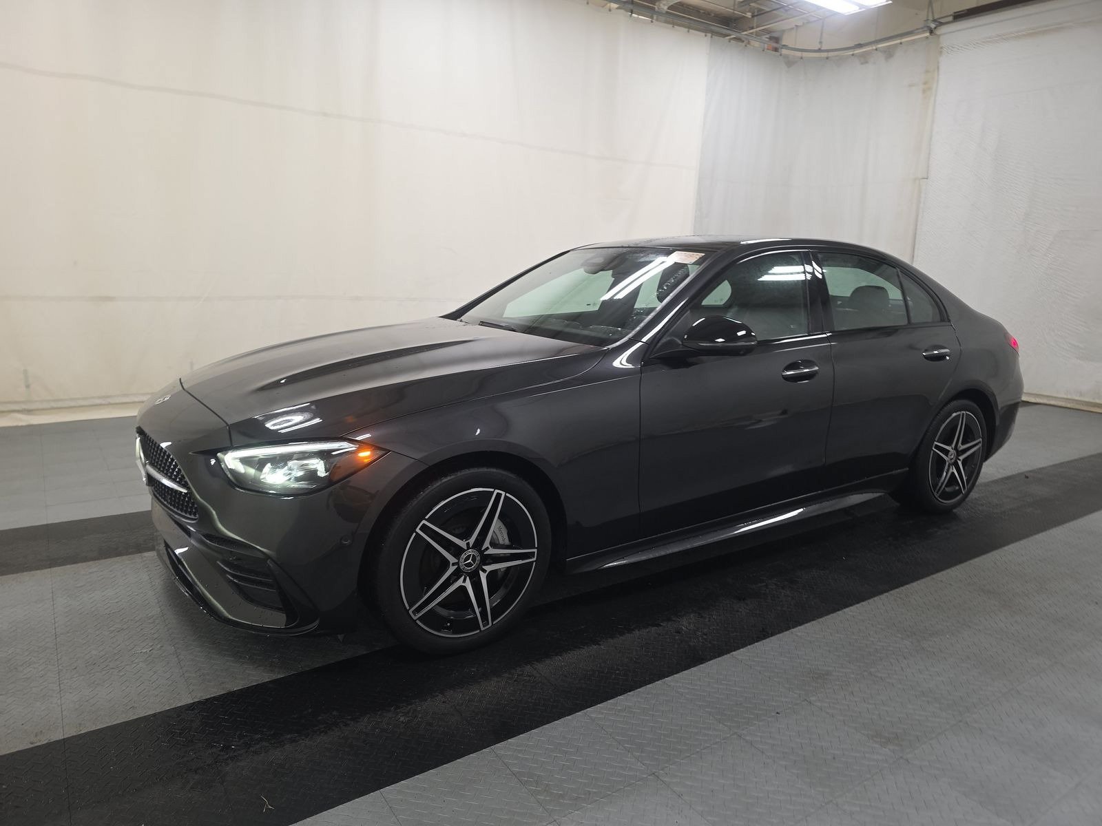 Used 2024 Mercedes-Benz C 300 4MATIC Sedan image 1