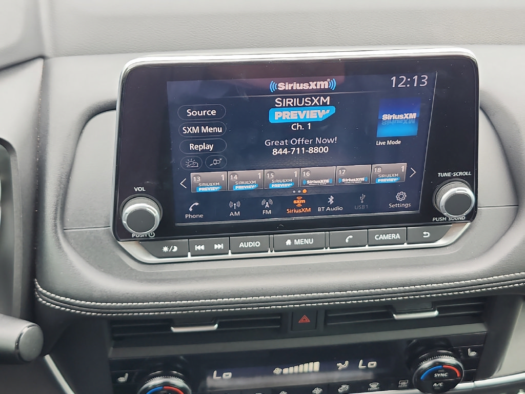 Used 2025 Nissan Rogue SV w/ SV Premium Package FWD image 28