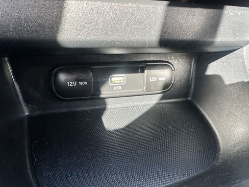 Used 2021 Kia Seltos S image 21