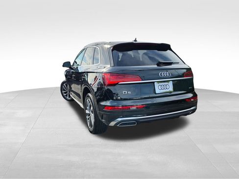 Used 2023 Audi Q5 2.0T Premium Plus w/ Premium Plus Package AWD/4WD image 4