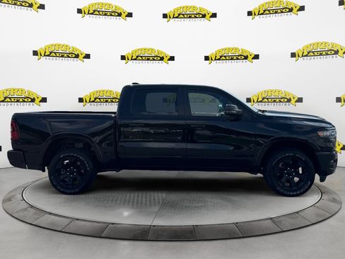 Used 2025 RAM 1500 Big Horn AWD/4WD image 6
