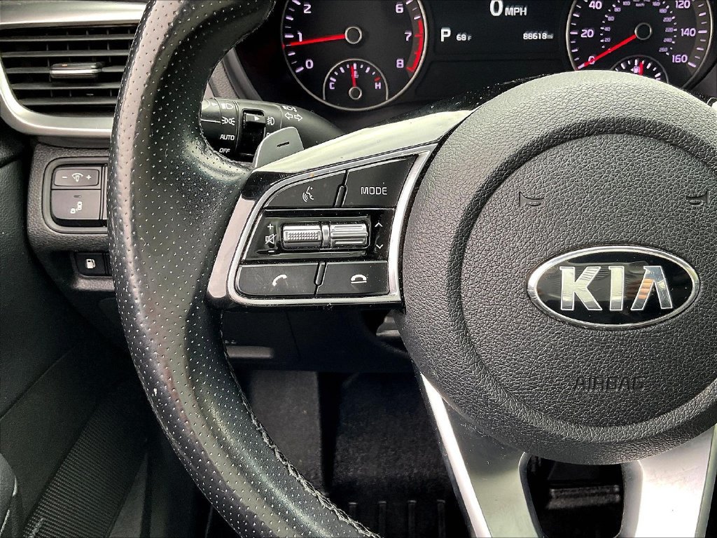 Used 2019 Kia Optima SX w/ SX Limited (Black) Package FWD image 12