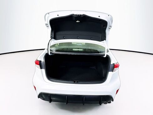 Used 2025 Toyota Corolla SE w/ SE Premium Package image 26