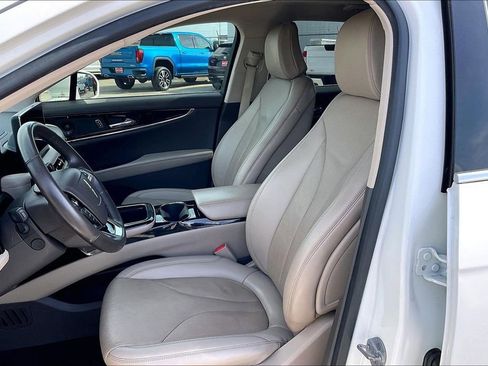 Used 2022 Lincoln Nautilus Reserve w/ Luxury Package FWD image 18