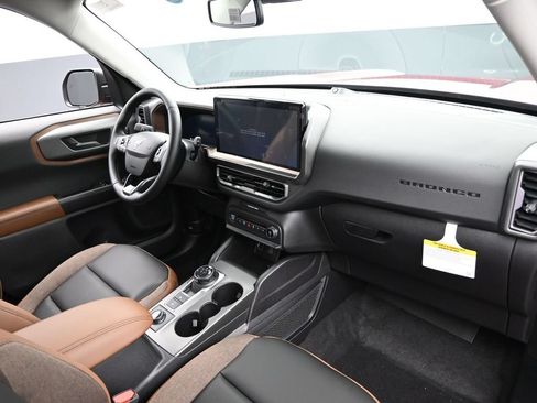 New 2025 Ford Bronco Sport Outer Banks w/ Outer Banks Tech Package+ AWD/4WD image 24