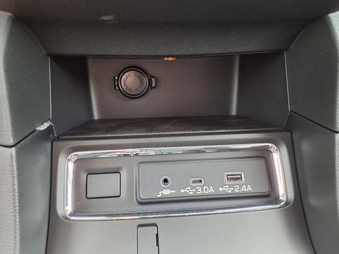 New 2026 Subaru Ascent Premium AWD/4WD image 17