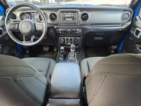 Used 2021 Jeep Gladiator Sport AWD/4WD image 12