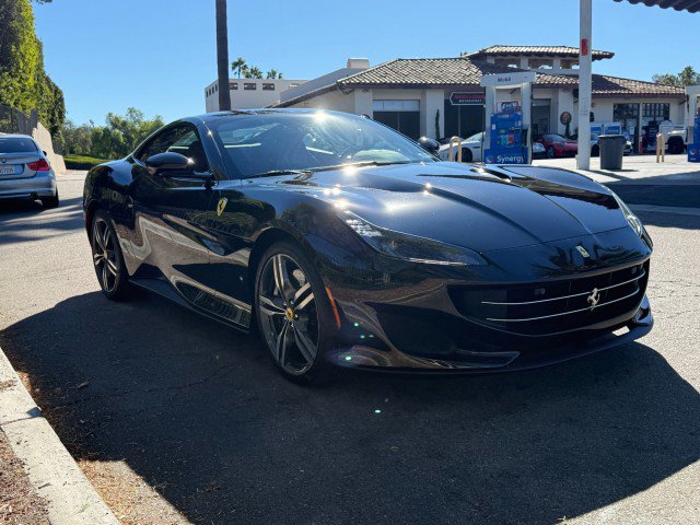 Used 2019 Ferrari Portofino RWD image 6