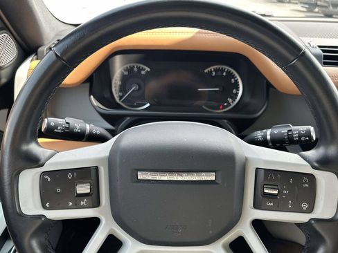 Used 2023 Land Rover Defender 130 X-Dynamic SE AWD/4WD image 23