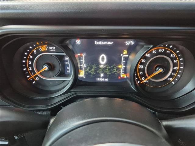 Used 2024 Jeep Wrangler Unlimited Sahara AWD/4WD image 16