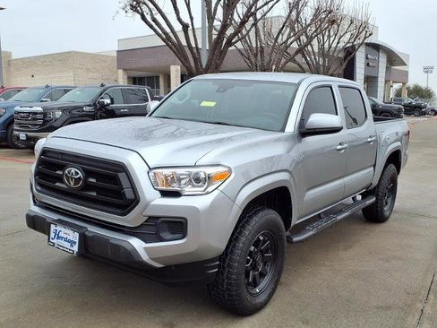 Used 2022 Toyota Tacoma SR image 27