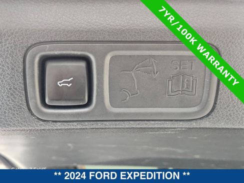Certified 2024 Ford Expedition Limited image 15