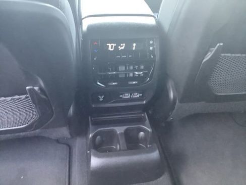 Used 2022 Jeep Grand Cherokee L Limited image 36