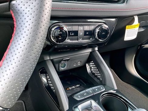 New 2026 Chevrolet TrailBlazer RS w/ Convenience Package FWD image 24