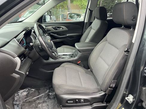 Used 2020 Chevrolet Traverse LT w/ Driver Confidence II Package AWD/4WD image 7