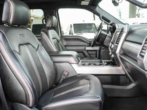 Used 2021 Ford F450 Platinum w/ FX4 Off-Road Package AWD/4WD image 18