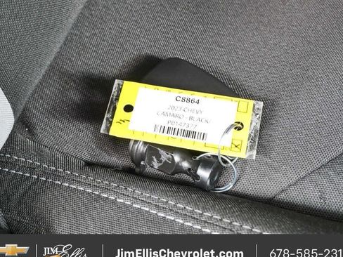Certified 2023 Chevrolet Camaro LT RWD image 32